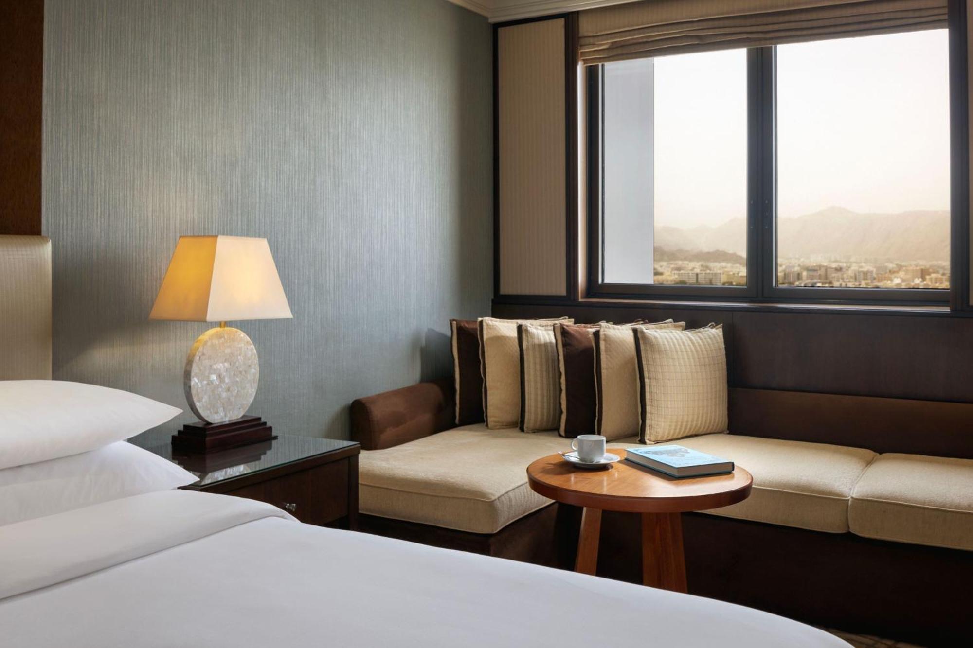 Sheraton Oman Hotel Muscat Ngoại thất bức ảnh